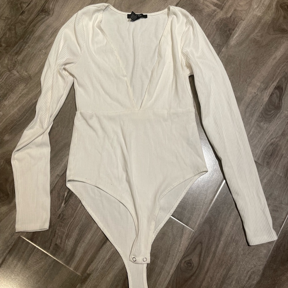 Bundle of bodysuits black and white Brandy Melville